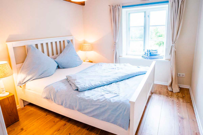 Schlafzimmer Ferienwohnung Siegfried Lenz Foto Schlafzimmer Ferienwohnung Siegfried Lenz